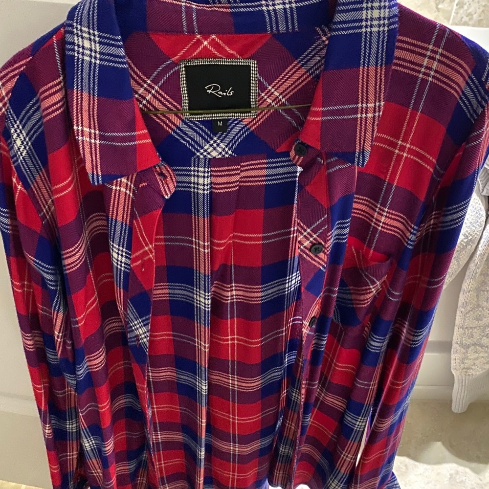 Rails Flannel Size Medium - image 2